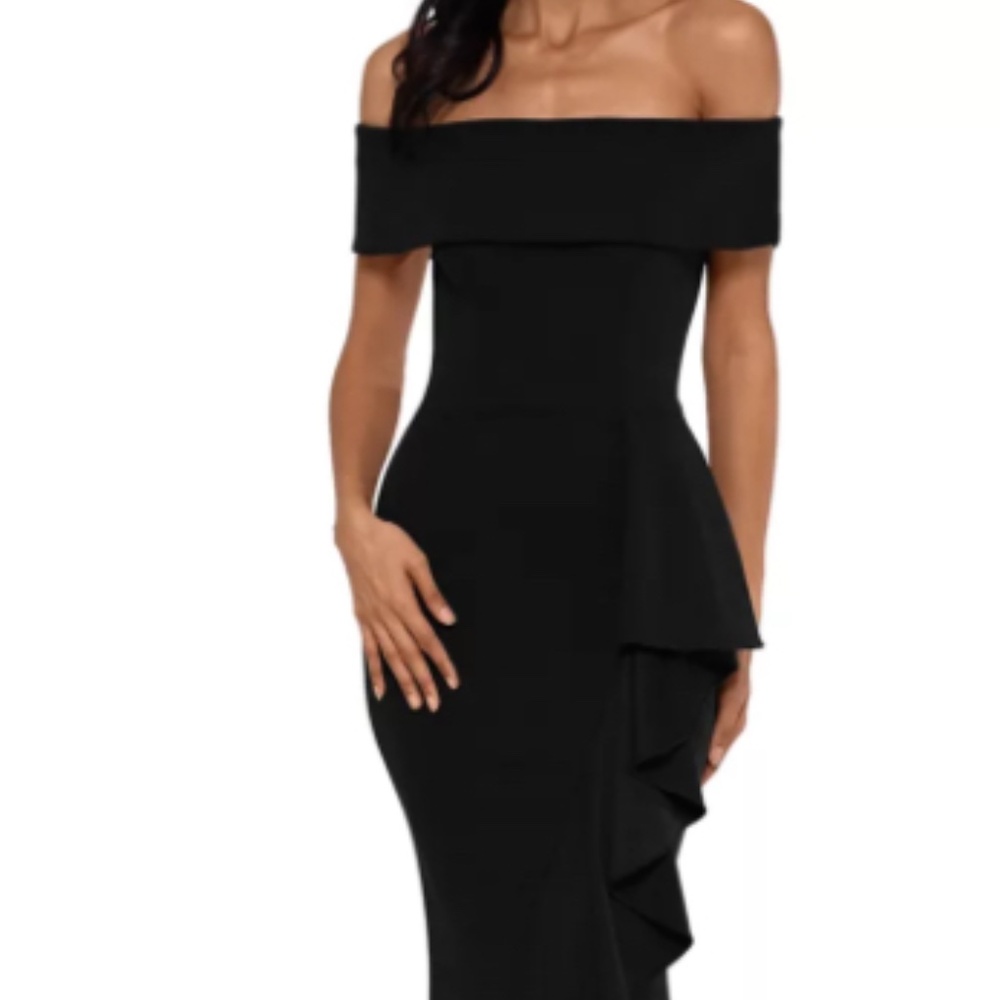 Betsy & Adam Off The Shoulder Mermaid Gown - Black - Size 14